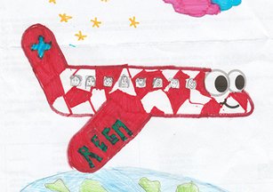 Von einem Kind ausgemaltes Bild eines Rega-Ambulanzflugzeuges mit bunten Farben gestaltet. 
