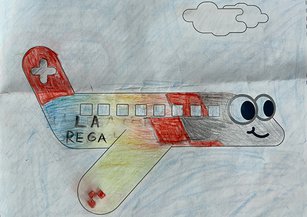 Von einem Kind ausgemaltes Bild eines Rega-Ambulanzflugzeuges mit bunten Farben gestaltet. 